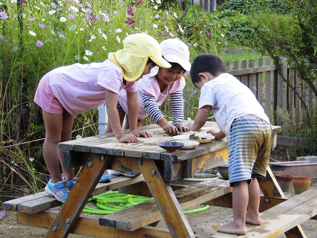 園庭あそび